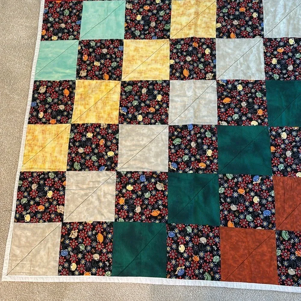 Project Linus Handmade Child’s Quilt Tiny Frogs Print 48”x42”